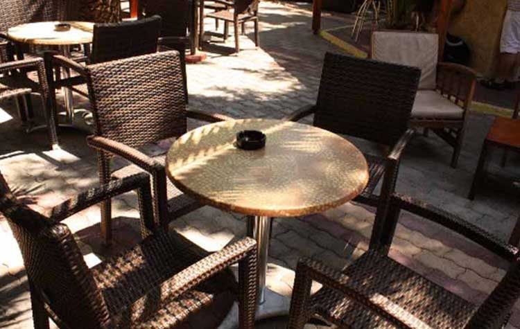 Πασχαλινοί έλεγχοι σε εστιατόρια, καφέ και μπαρ στην Αττική