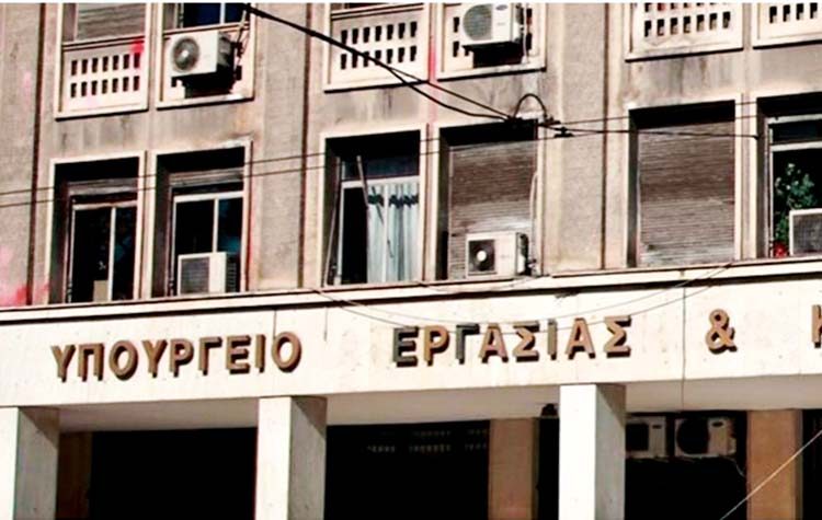 Έρευνα ΓΣΕΕ: Εργασιακός μεσαίωνας