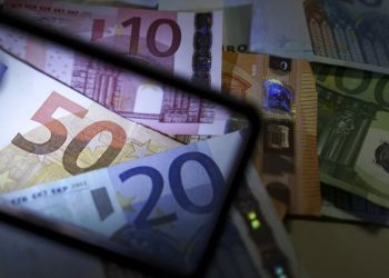 «Νέα Αρχή»: «Νομικά κατά της παράνομης είσπραξης παραγεγραμμένων οφειλών»