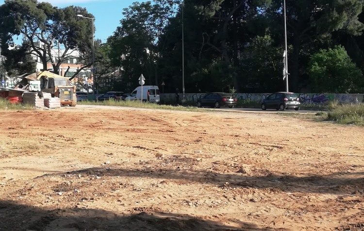 «Ο εργολάβος απομάκρυνε τα μπάζα που είχε αφήσει δίπλα από τη Ρεματιά»