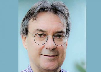 Νίκος Καρούσος: «Πόση ανάπτυξη αντέχει ακόμα το Μαρούσι;»