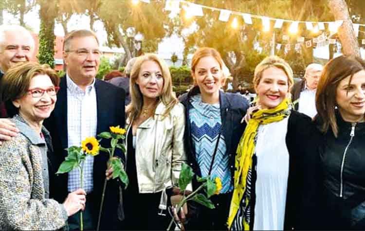 «Έπλεξαν στεφάνι» στο άλσος Ψυχικού