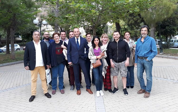 «Δήμος μπροστά+»: Κλιμάκιο του συνδυασμού στις γειτονιές της Κάτω Πεύκης