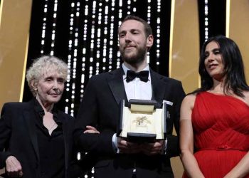 Xρυσός Φοίνικας στον Βασίλη Κεκάτο