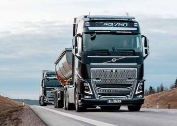 Νέα πρωτοπόρα λύση ασφάλειας από τη Volvo Trucks