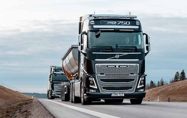 Νέα πρωτοπόρα λύση ασφάλειας από τη Volvo Trucks