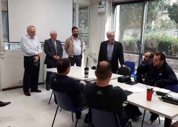 Συνάντηση Πάνου Βραχνού με εργαζομένους σε ΟΤΕ και ΙΚΑ Αμαρουσίου