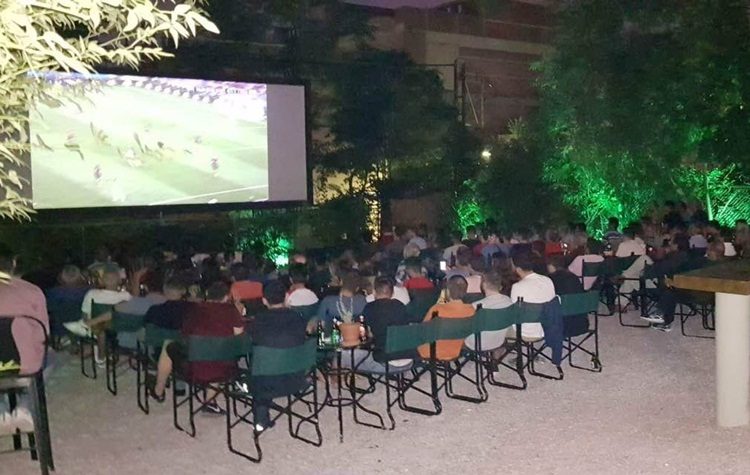 Ο τελικός του Champions League στην οθόνη του «Νοσταλγία»