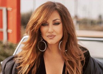 Καίτη Γαρμπή: «Δεν μπορώ να με φανταστώ έξω από το τραγούδι»