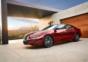 Nissan: Τα sedans αποτελούν κορυφαία επιλογή για το νεανικό αγοραστικό κοινό