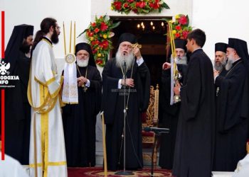 Στον Εσπερινό Ονομαστηρίων του Μητροπολίτη ο Τάσος Μαυρίδης