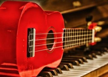 Οι μαθητές των τμημάτων μουσικής του Δήμου παίζουν για το κοινό