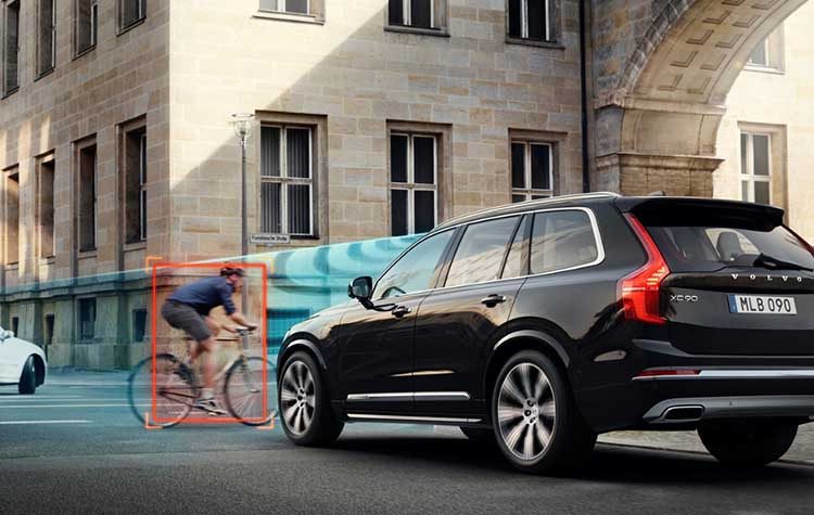 Η Volvo και η POC αναπτύσσουν crash test για κράνη ποδηλάτου