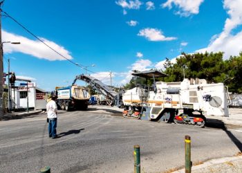 Καλοκαιρινή ραστώνη, αλλά τα έργα… έργα
