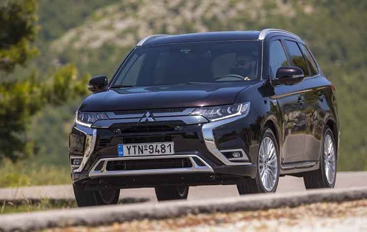 Νέο Mitsubishi Outlander PHEV (MY19)