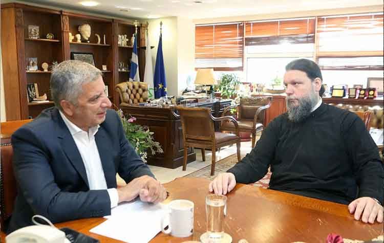 Συνάντηση Πατούλη με τον μητροπολίτη Νέας Ιωνίας και Φιλαδελφείας Γαβριήλ