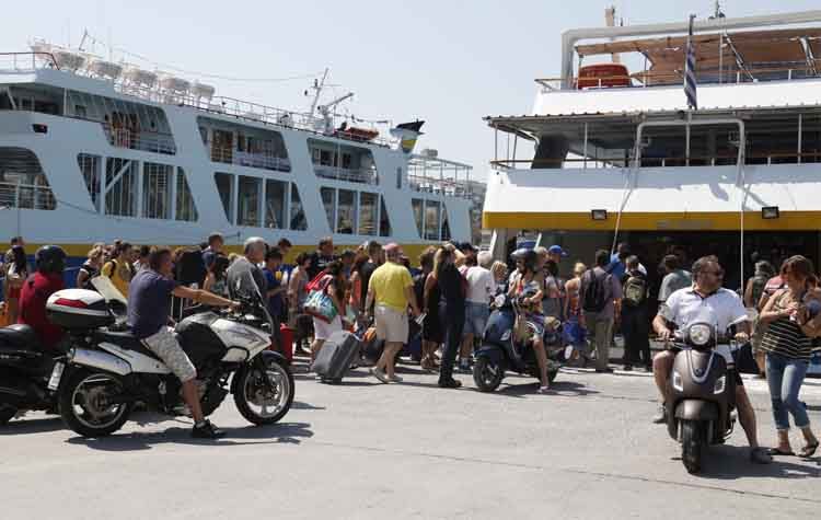 «Αδειάζει» η Αθήνα - Σε εξέλιξη η έξοδος των εκδρομέων