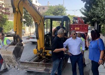 Αυτοψία Πατούλη στα αντιπλημμυρικά έργα του Πολυδρόσου