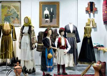 Λαογραφικό Μουσείο: Κρατώντας «ζωντανή» την Μαρουσιώτικη παράδοση