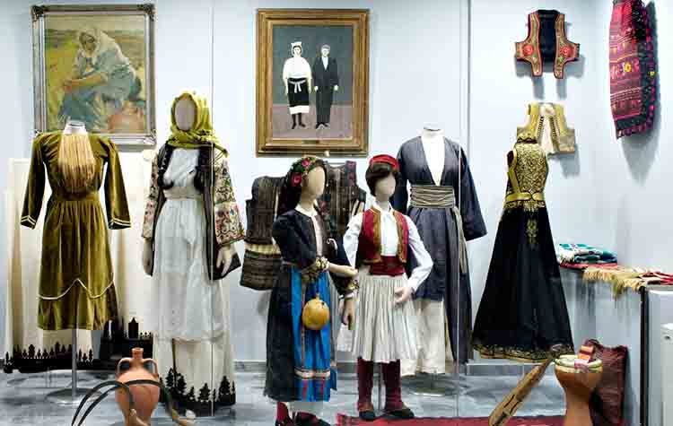 Λαογραφικό Μουσείο: Κρατώντας «ζωντανή» την Μαρουσιώτικη παράδοση