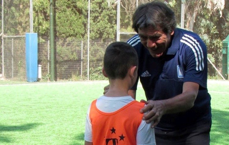«Ο αθλητισμός κάνει τα παιδιά να σχηματίζουν καλές φιλίες μεταξύ τους»