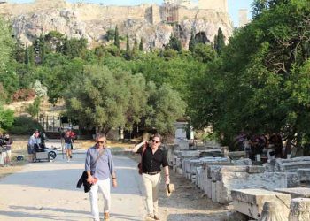 Ολοκληρώνονται τα γυρίσματα της σειράς του Sky One «Ταξίδι στην Ελλάδα»