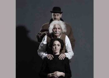 Η παράσταση «Το σύμπαν του Αϊνστάιν» στο Φεστιβάλ Κηφισιάς