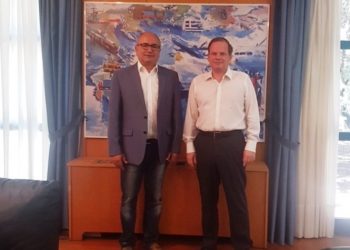 Συνάντηση Μπάμπαλου - Καραμανλή για τα προβλήματα σε σχολεία του Ηρακλείου