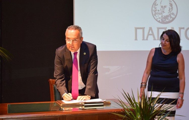 Ηλ. Αποστολόπουλος: «Θα υπηρετήσουμε τους πολίτες με σύνεση και εντιμότητα»