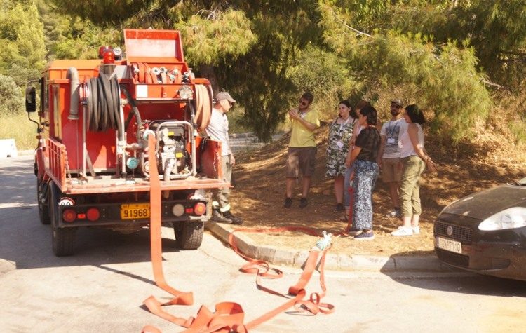 Σεμινάρια δασοπροστασίας σε φοιτητές από εθελοντές του Δήμου