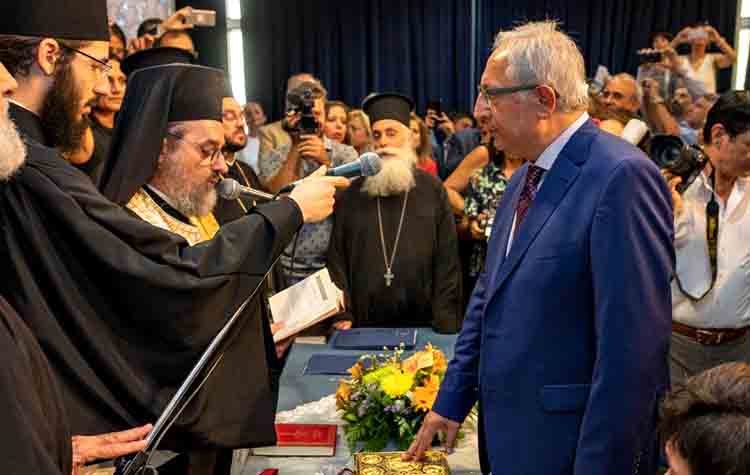 Ορκίστηκαν ο δήμαρχος Θεόδωρος Αμπατζόγλου και το Δημοτικό Συμβούλιο Αμαρουσίου