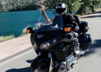 Μηχανές: Το κράνος και τα αυτονόητα