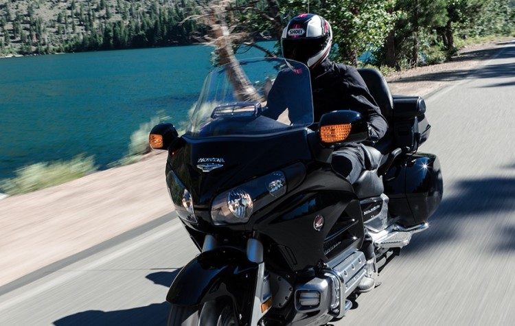 Μηχανές: Το κράνος και τα αυτονόητα