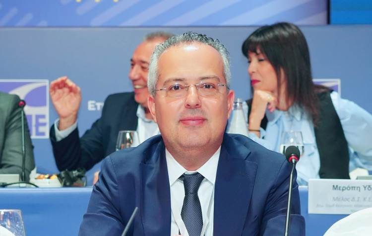 Σε Επιτροπή για τον νέο Κώδικα Αυτοδιοίκησης ο Ηλ. Αποστολόπουλος