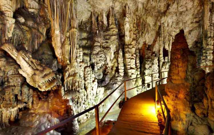 Από το Δικταίο Άντρο στις Βρυξέλλες