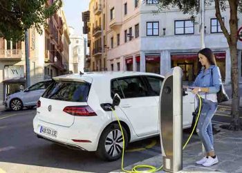 Η Kosmocar προβάλλει την ηλεκτροκίνηση στην 84η Δ.Ε.Θ.