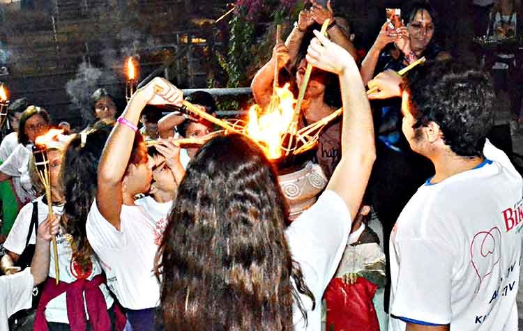 Μικροί και μεγάλοι τίμησαν τη Ζωή και τον Άνθρωπο