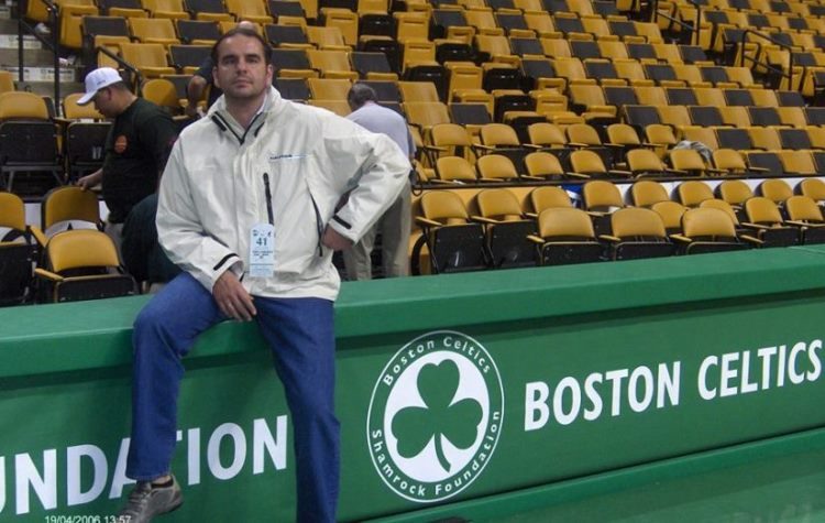 ΑΕ Χολαργού: «Αφεντικό» ο Νίκος Λινοξυλάκης