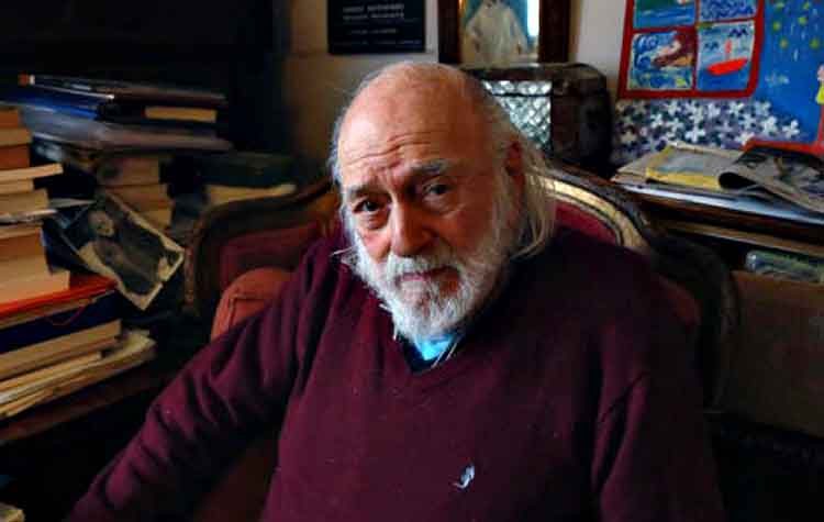 «Έφυγε» από τη ζωή ο Νάνος Βαλαωρίτης