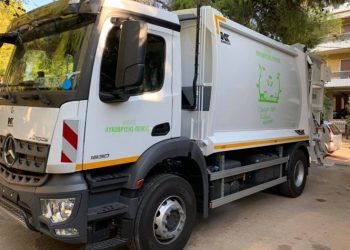 Ένα νέο σύγχρονο απορριμματοφόρο στον Δήμο Λυκόβρυσης - Πεύκης