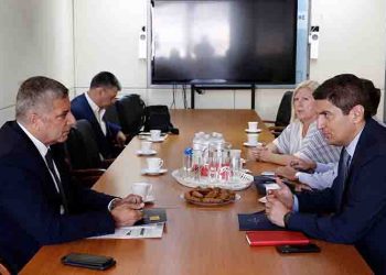 Σύμπλευση Αυγενάκη - Πατούλη για κλειστό γήπεδο ΑμεΑ