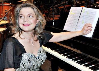 Πηγή Λυκούδη: «Ο πόνος όλου του κόσμου αξίζει να γίνει και τραγούδι»