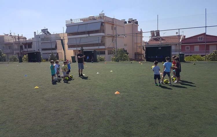 Εγγραφές στις ακαδημίες ποδοσφαίρου του Δήμου για αγόρια και κορίτσια
