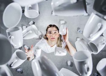 «Γουόντερλαντ» στο Θέατρο 104