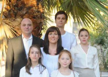 «Το θαύμα της Άννυ Σάλιβαν» στο θέατρο Μεταξουργείο