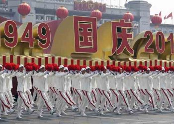 Η κινεζική πρεσβεία για το Χονγκ Κονγκ: «Άλλο διεκδικήσεις, άλλο βανδαλισμοί»