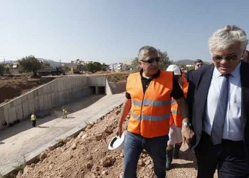 Ικανοποίηση Πατούλη από την πορεία των έργων στη Μάνδρα
