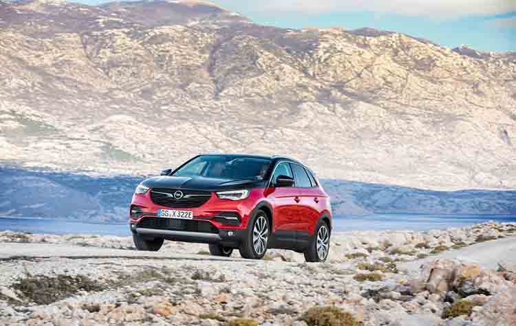 Η Opel συνεχίζει την… ηλεκτρική της επέλαση