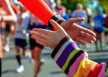 Tα παιδιά της πόλης τρέχουν για καλό σκοπό