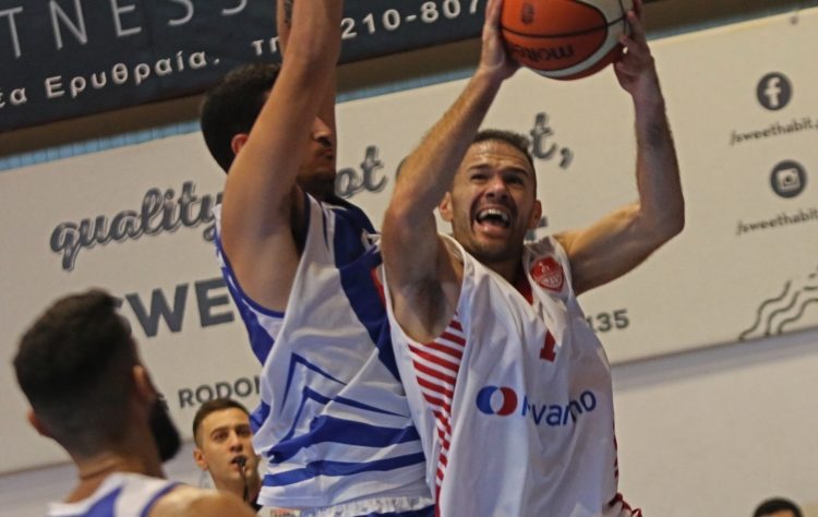 «Χαρακίρι» έκανε ο Πανερυθραϊκός στην πρεμιέρα της Β΄ Εθνικής